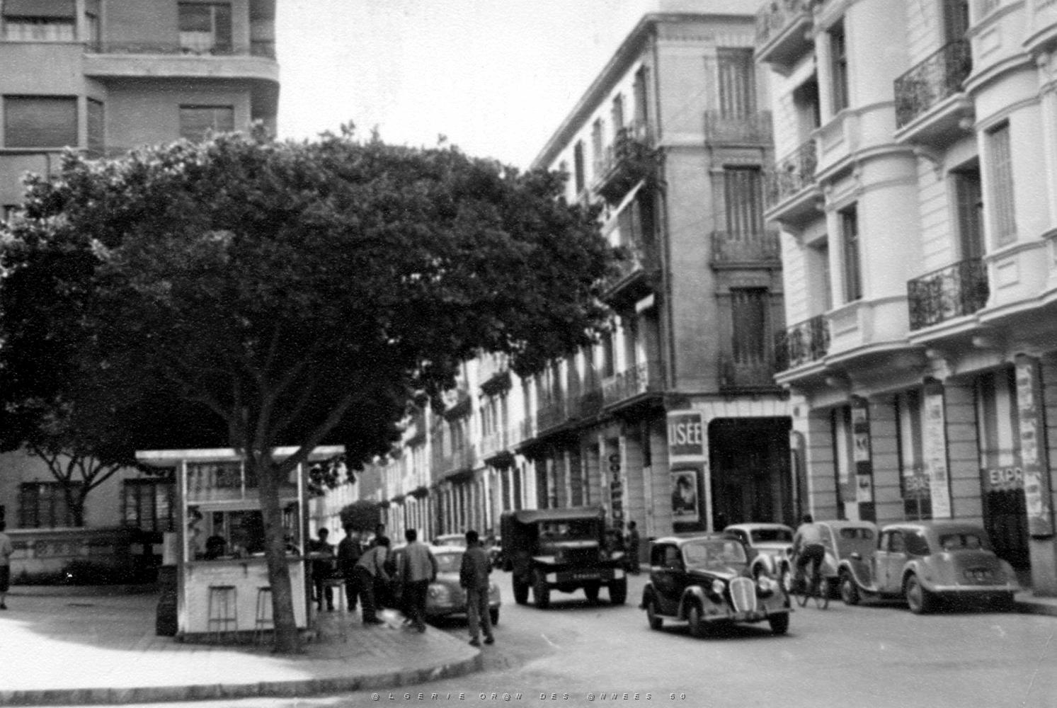 RA g- 22- Place des victoires.jpg